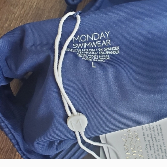 Monday bikini set - Picture 8 of 8